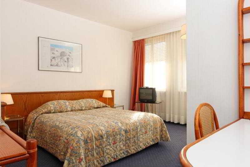 Hotel Sagitta Geneva Cameră foto